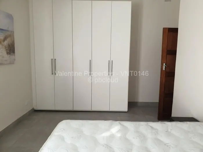 Townhouse/Complex/Cluster to Rent in Highlands, Harare