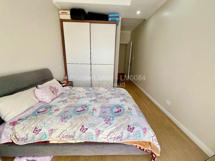 5 Bedroom House to Rent in Chisipite, Harare