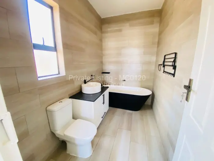 Townhouse/Complex/Cluster to Rent in Greendale North, Harare