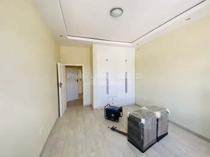 Townhouse/Complex/Cluster to Rent in Greendale North, Harare