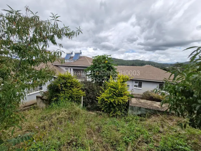 6 Bedroom House for Sale in Carrick Creagh Estate, Harare