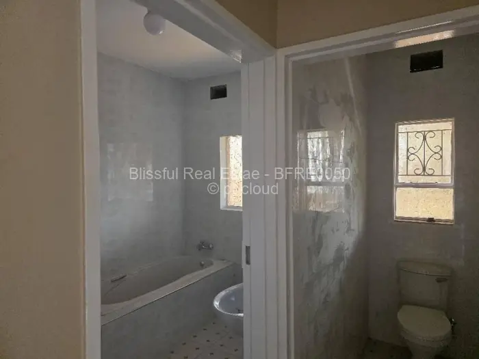 3 Bedroom House to Rent in Chadcombe