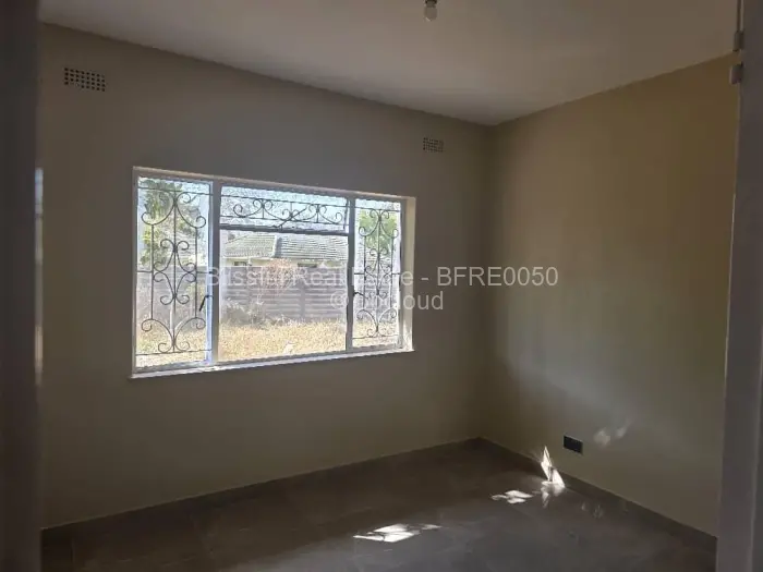 3 Bedroom House to Rent in Chadcombe