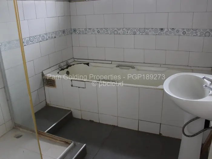 4 Bedroom House to Rent in Gletwin Park