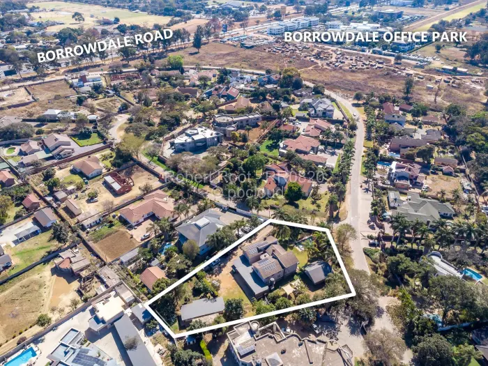 9 Bedroom House for Sale in Gunhill, Harare