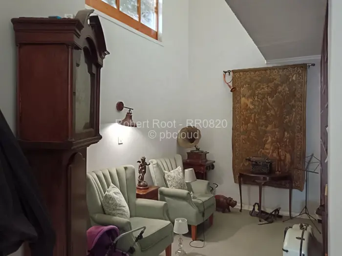 9 Bedroom House for Sale in Gunhill, Harare