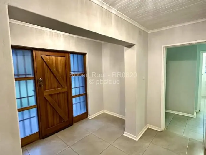 9 Bedroom House for Sale in Gunhill, Harare
