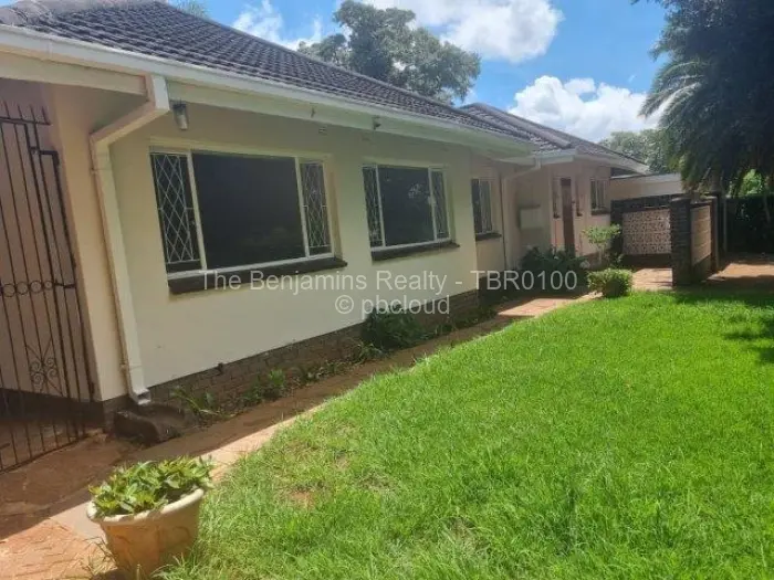 4 Bedroom House to Rent in Mandara
