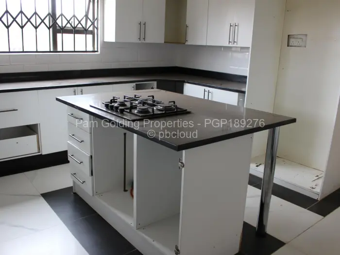 3 Bedroom House to Rent in Gletwin Park