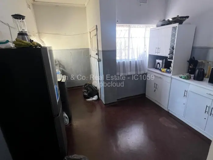 Flat/Apartment for Sale in Bulawayo City Centre, Bulawayo