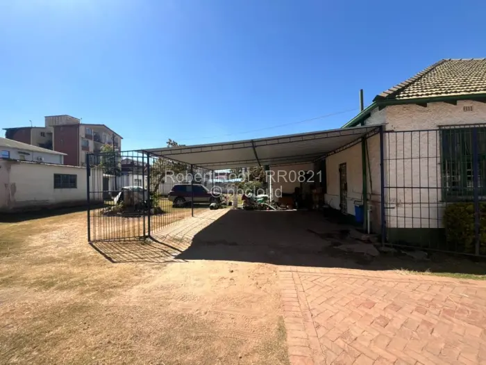 4 Bedroom House for Sale in Avenues, Harare