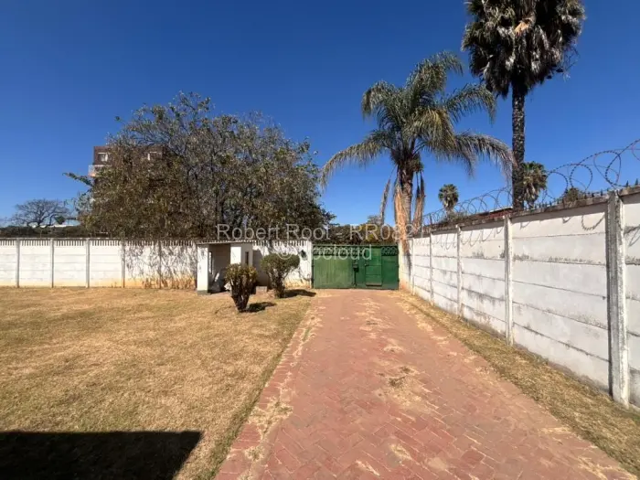 4 Bedroom House for Sale in Avenues, Harare