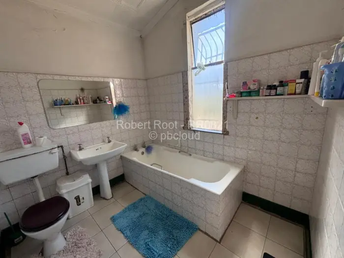 4 Bedroom House for Sale in Avenues, Harare