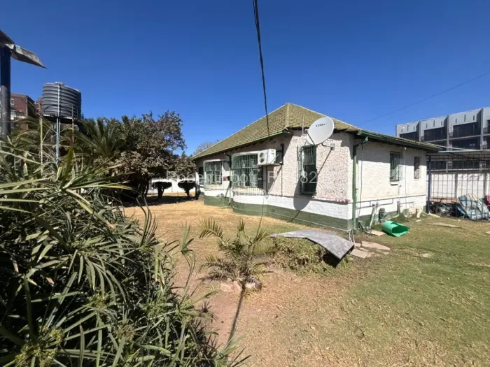 4 Bedroom House for Sale in Avenues, Harare