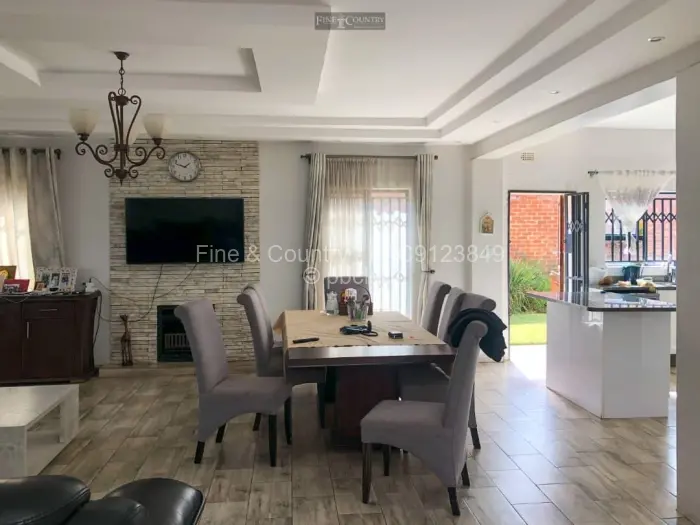 4 Bedroom House to Rent in Highlands