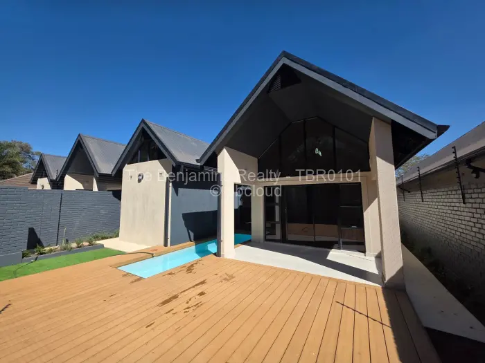 Townhouse/Complex/Cluster to Rent in Mount Pleasant