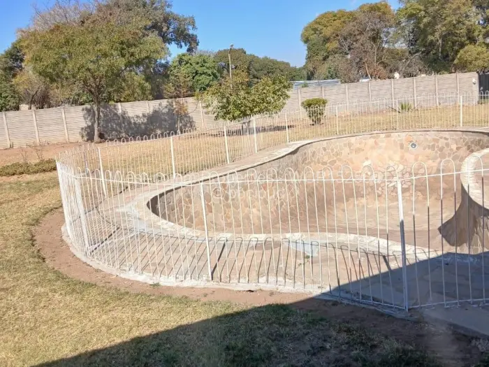 3 Bedroom House to Rent in Hatfield