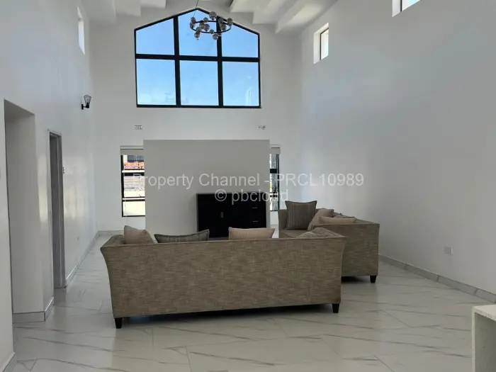 Townhouse/Complex/Cluster to Rent in Hatfield