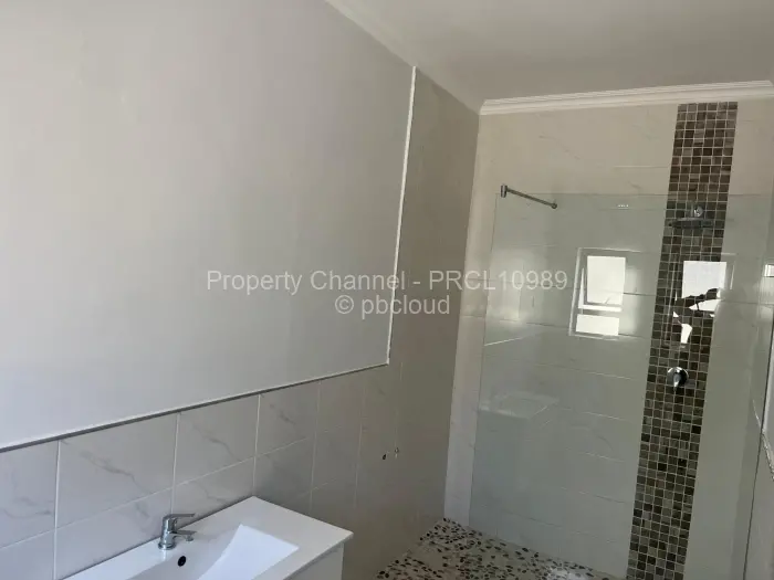 Townhouse/Complex/Cluster to Rent in Hatfield