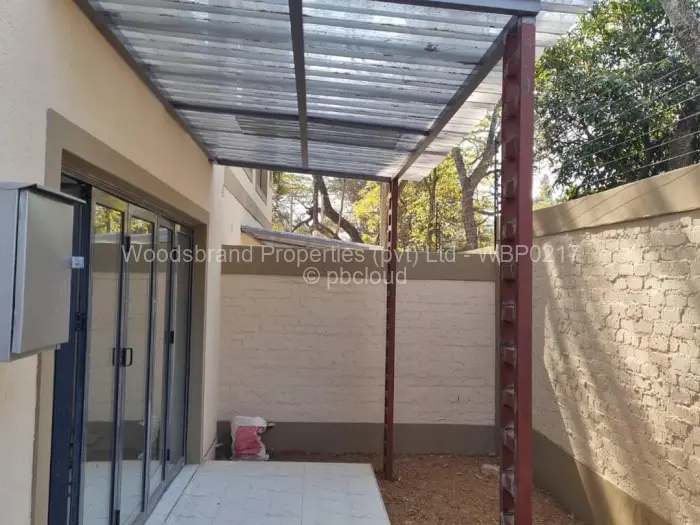 Townhouse/Cluster for Sale in Newlands, Harare