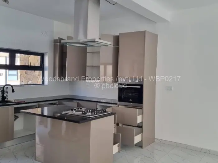 Townhouse/Cluster for Sale in Newlands, Harare