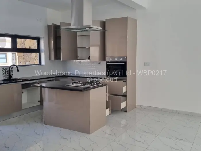 Townhouse/Cluster for Sale in Newlands, Harare