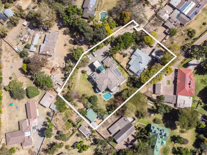 7 Bedroom House for Sale in Chisipite, Harare