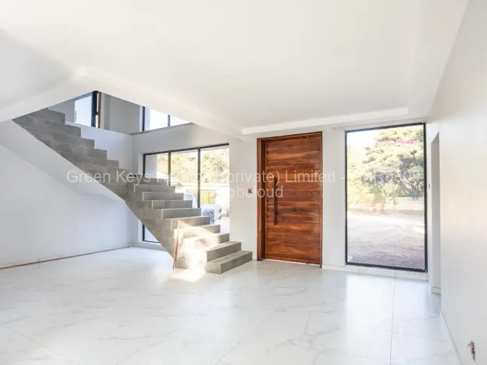 Townhouse/Complex/Cluster for Sale in Highlands, Harare