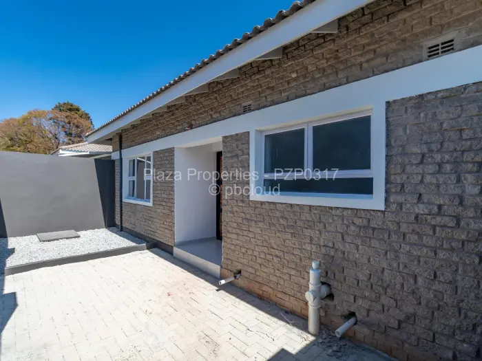 Townhouse/Cluster for Sale in Greendale North, Harare