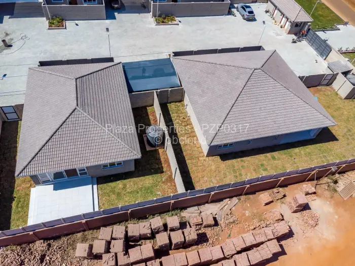 Townhouse/Cluster for Sale in Greendale North, Harare