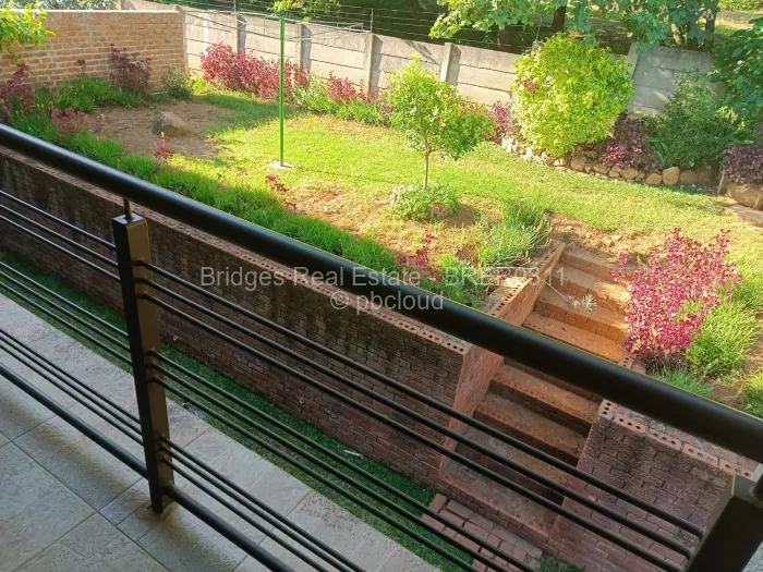 4 Bedroom House to Rent in Greystone Park