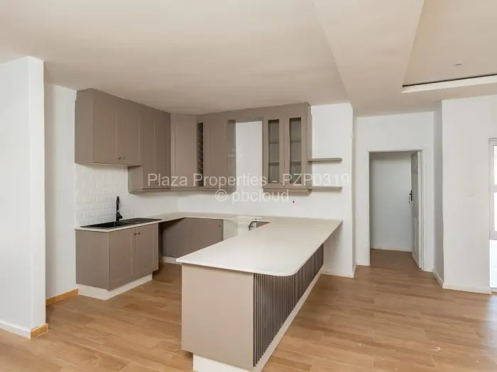 Townhouse/Cluster for Sale in Greendale North, Harare