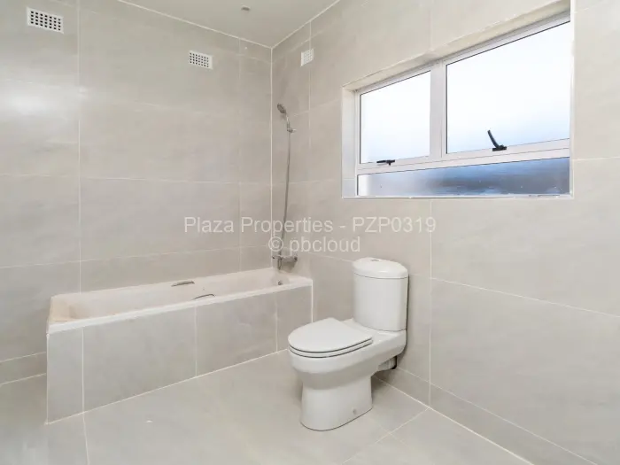 Townhouse/Cluster for Sale in Greendale North, Harare