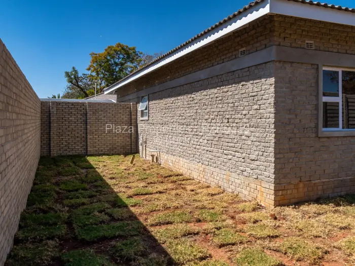 Townhouse/Cluster for Sale in Greendale North, Harare