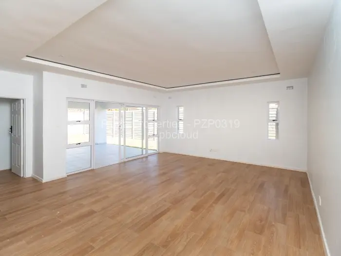 Townhouse/Cluster for Sale in Greendale North, Harare