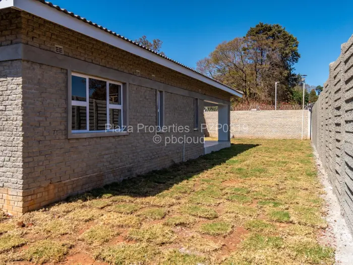 Townhouse/Cluster for Sale in Greendale North, Harare