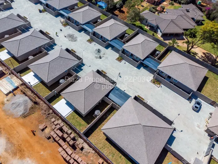 Townhouse/Cluster for Sale in Greendale North, Harare