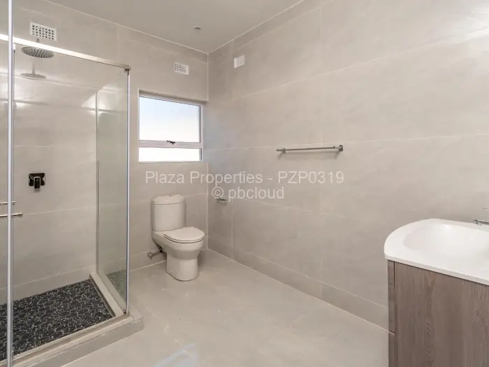 Townhouse/Cluster for Sale in Greendale North, Harare