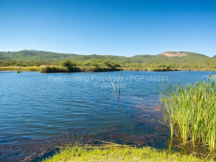 4 Bedroom House for Sale in Nyanga, Nyanga