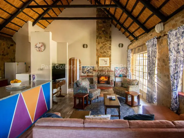 4 Bedroom House for Sale in Nyanga, Nyanga