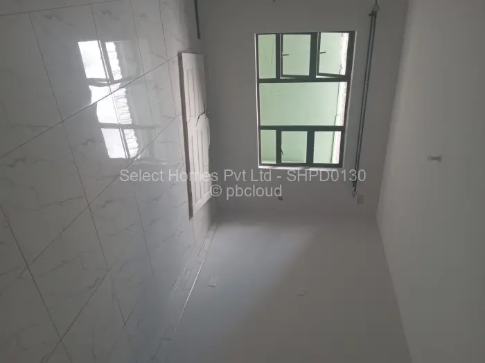 4 Bedroom House to Rent in Glaudina, Harare