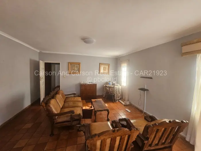 2 Bedroom Cottage/Garden Flat to Rent in Borrowdale Brooke
