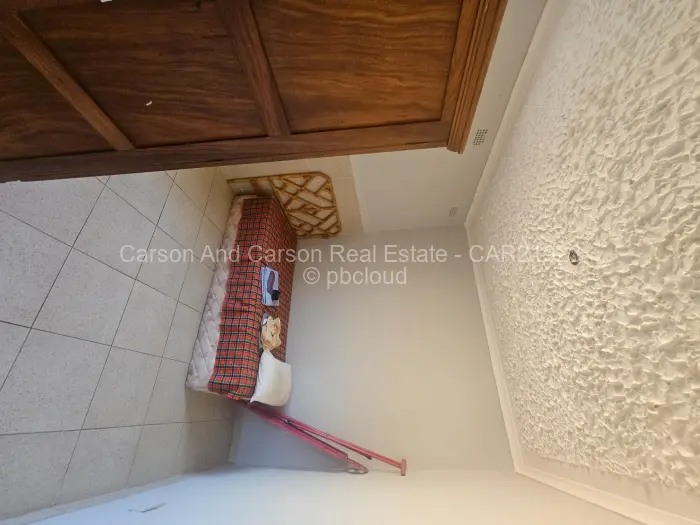2 Bedroom Cottage/Garden Flat to Rent in Borrowdale Brooke