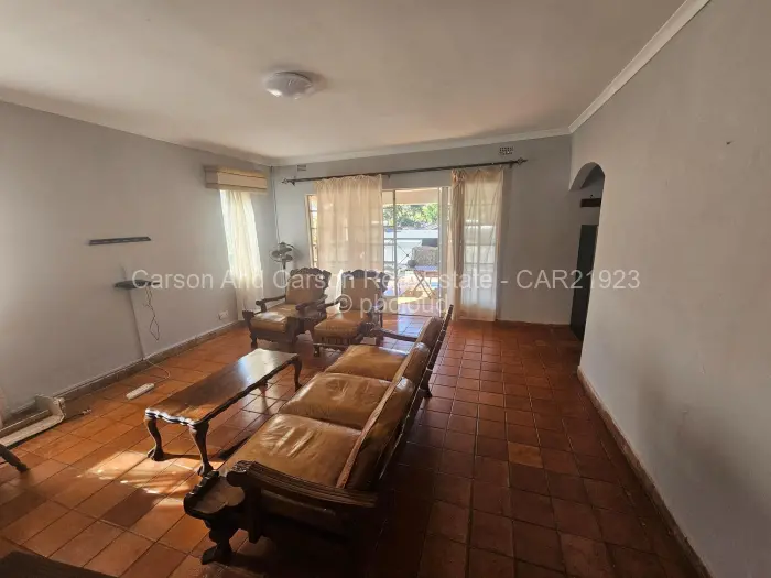 2 Bedroom Cottage/Garden Flat to Rent in Borrowdale Brooke