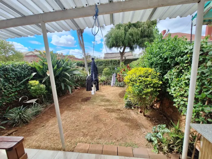 Townhouse/Complex/Cluster to Rent in Avenues, Harare