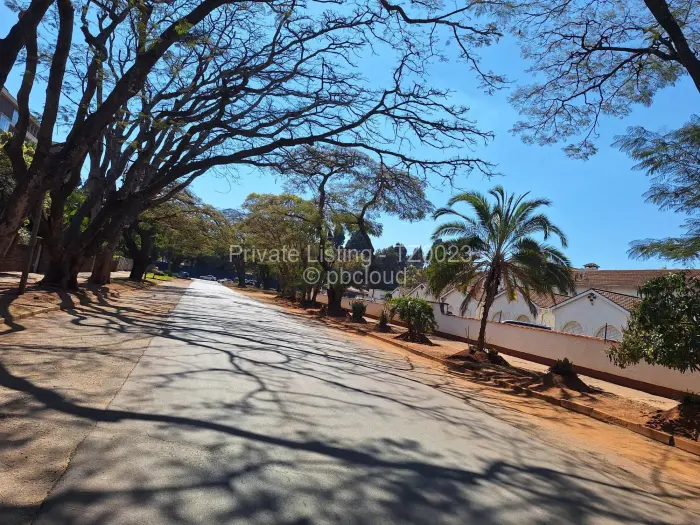 Townhouse/Complex/Cluster to Rent in Avenues, Harare