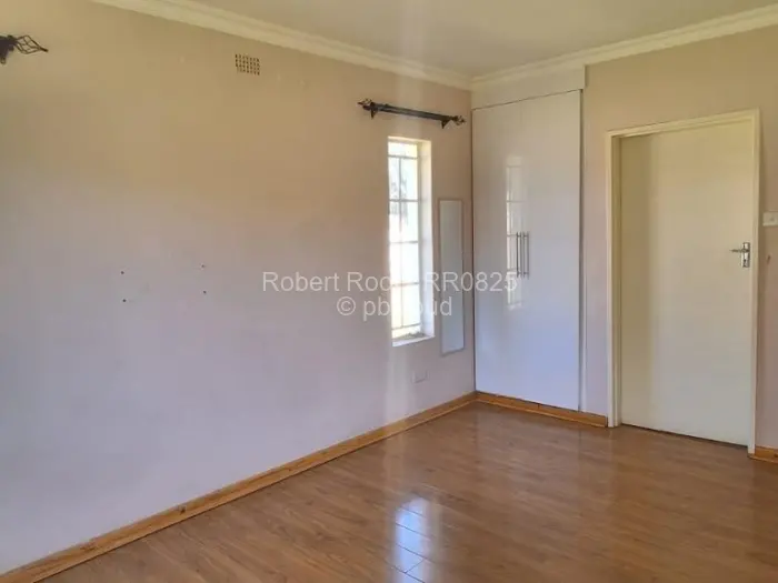 2 Bedroom Cottage/Garden Flat to Rent in Upper Hillside