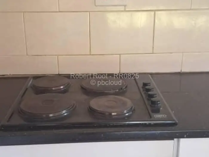 2 Bedroom Cottage/Garden Flat to Rent in Upper Hillside