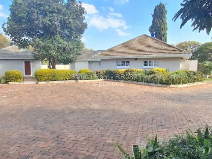 2 Bedroom Cottage/Garden Flat to Rent in Upper Hillside