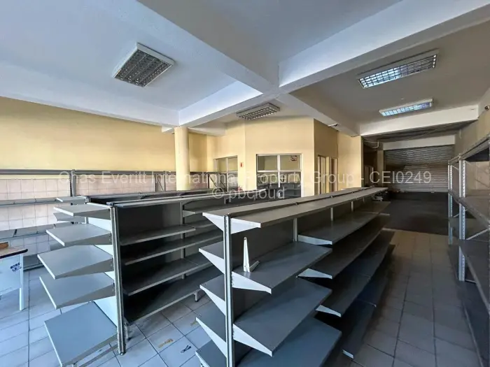 Warehouse/Industrial to Rent in Bulawayo City Centre, Bulawayo